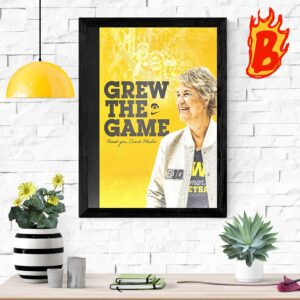 Lisa Bluder Coach From Lowa Hawkeye Has Been Announces Retirement Crew The Game Legendary Leader NBA Wall Decor Poster Canvas
