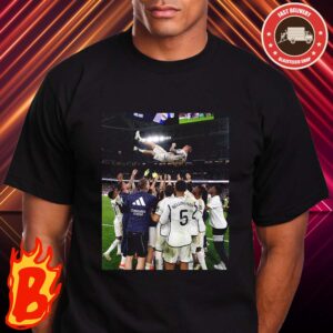 Real Madrid Tribute To Toni Kross In His Last Game At Santiago Bernabeu Stadium Classic T-Shirt